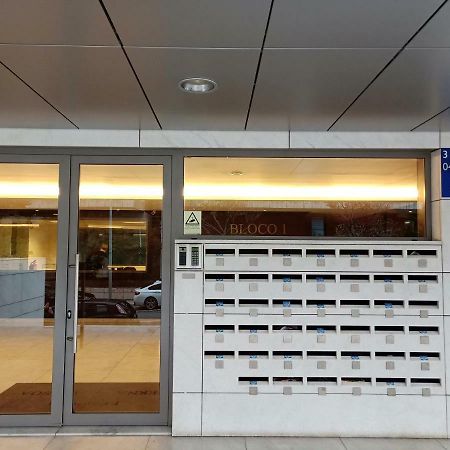 Yingying Apartamento With A Free Parking Space Lisbon Exterior photo